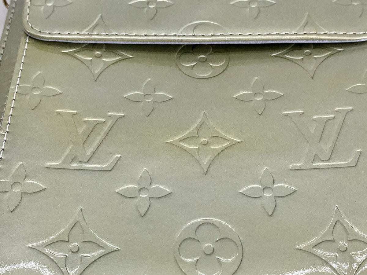Louis Vuitton Vernis Thompson Street Crossbody Bag – Pearl Green